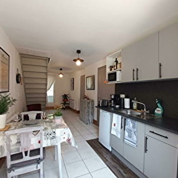 Auprès du Lavoir : le Beaurepaire - REMIGNY