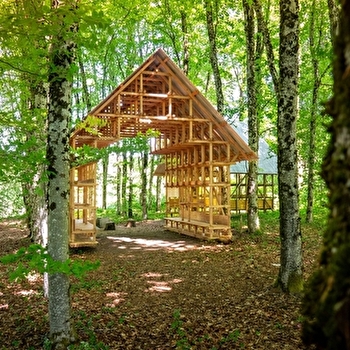 Aire d'éco Bivouac - SAINT-BRISSON