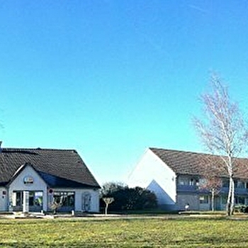 Hôtel-Restaurant Campanile - SAUVIGNY-LE-BOIS