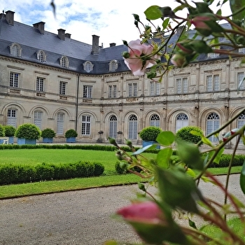 Sentier nuances de vert - CHAMPLITTE