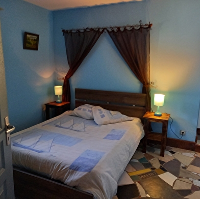 Gîte Jacuzzi de la source - Domaine de Fontenelay