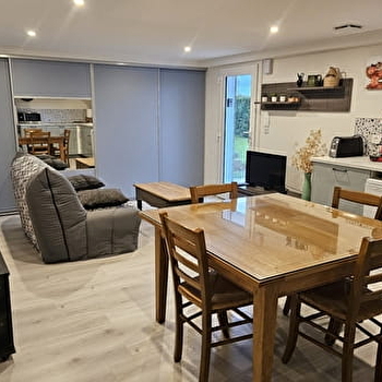 Serge House - VOITEUR