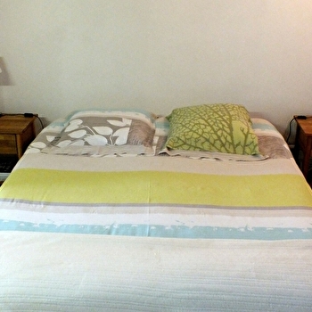 Petite Maison, Côté Champs - ENTRAINS-SUR-NOHAIN