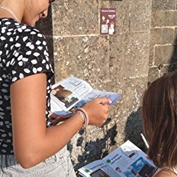 Jeu famille - Vol à Anzy-le-Duc - ANZY LE DUC