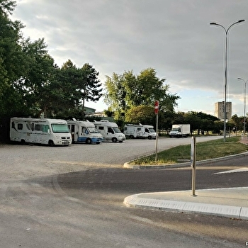 Aire de service pour les camping-cars - CHALON-SUR-SAONE