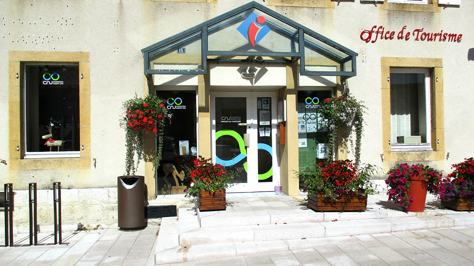 Maison du Tourisme Champagnole Nozeroy Jura - BIT de Nozeroy