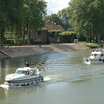 Découverte d'Auxonne par la Saône - AUXONNE