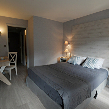 La Cascade - MOUTHIER-HAUTE-PIERRE