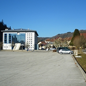 Aire de stationnement camping-cars Moirans-en-Montagne - MOIRANS-EN-MONTAGNE