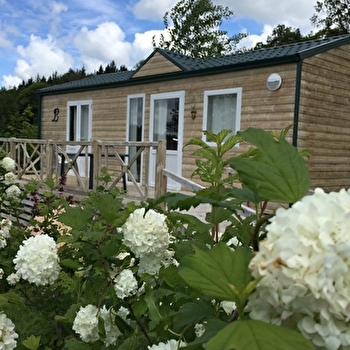 Locations du Centre de vacances naturiste de la Gagère  - LUZY