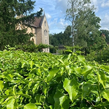Des merveilles colorées de l'église Saint-Martin à la sérénité du Carmel Saint-Joseph - SAINT-MARTIN-BELLE-ROCHE