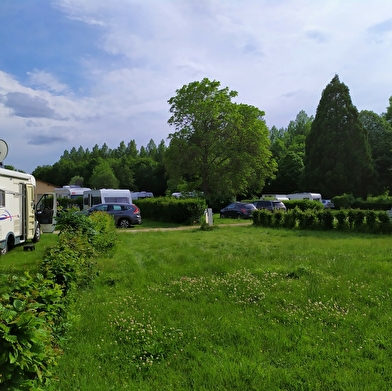 Camping Onlycamp Les Berges de l'Yonne