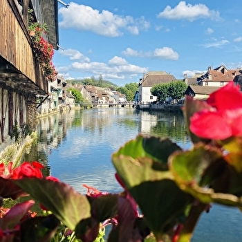 Balade urbaine au fil de la Loue - ORNANS