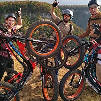 Foxtrott - FAY-EN-MONTAGNE