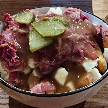 La Tanière des Enragées - La Cabane du Trappeur - VARENNES-VAUZELLES