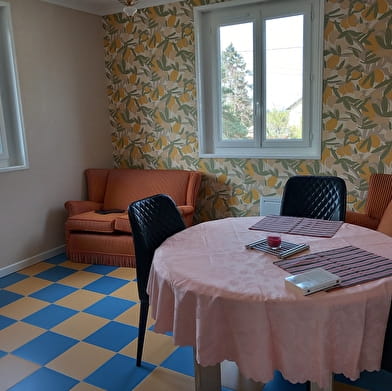 Au Coteau des Thermes : Hirondelle