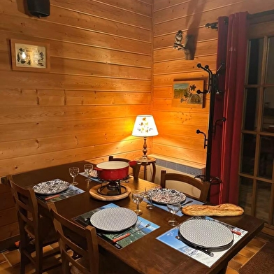 Au Doubs Chalet du Jura