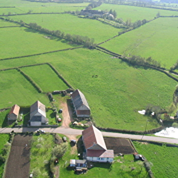 Les Cours - BRAZEY-EN-MORVAN