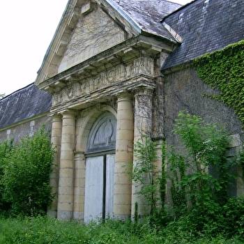 Dans la forêt lointaine de Châteauneuf - CHATEAUNEUF-VAL-DE-BARGIS