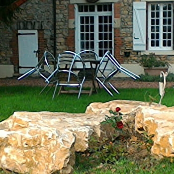 Le Gîte Rural du Rond de Bord - SAINT-PARIZE-LE-CHATEL