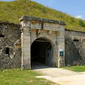 Les ouvrages fortifiés : Montfaucon - MONTFAUCON