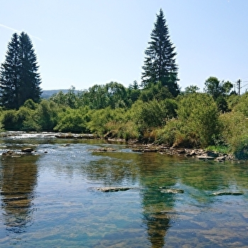 Gorges du Fourperet et Mont de la Croix - LONGEVILLES-MONT-D'OR