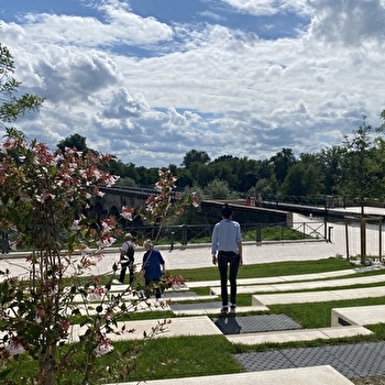 Théâtre de verdure du Pont-Canal - DIGOIN
