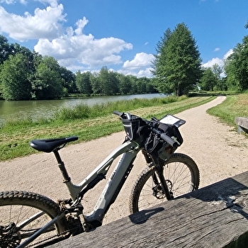 Liaison VTT-VTC (L6) St Trivier de Courtes - Plan d'eau de Mépillat - SAINT-TRIVIER-DE-COURTES