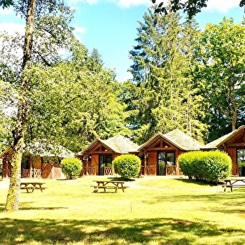 Location hébergements Chalets n°1 de 6 personnes Lac des Settons Morvan - Activital - MONTSAUCHE-LES-SETTONS