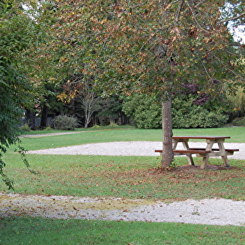 Aire de pique-nique de Lusigny-sur-Ouche - LUSIGNY-SUR-OUCHE
