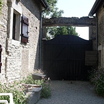 Gite Dessus de la Velle - MONTCEAU-ET-ECHARNANT