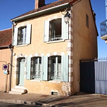 La Maison d'à Côté - SAINT-AMAND-EN-PUISAYE