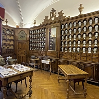 Apothicairerie de Poligny - POLIGNY