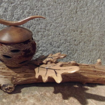 Emmanuelle Baudry: Tournage sur bois, marqueterie - LA CHARITE-SUR-LOIRE