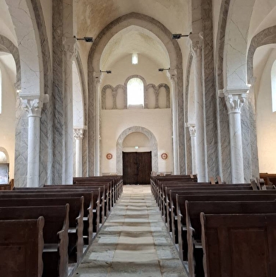 Eglise romane Saint-Pierre-aux-Liens
