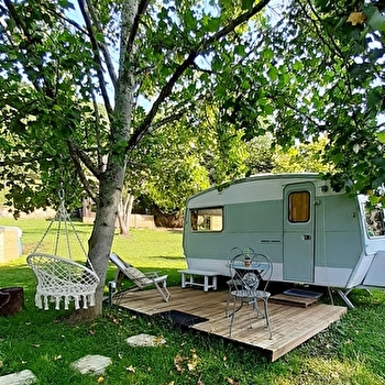 La Caravane Green - AVANNE-AVENEY