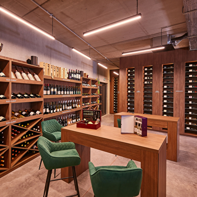 Au Domaine - Caviste et Bar