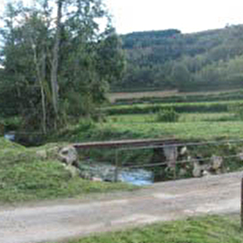 Aire de pique-nique 'Le Thil' - CUSSY-EN-MORVAN