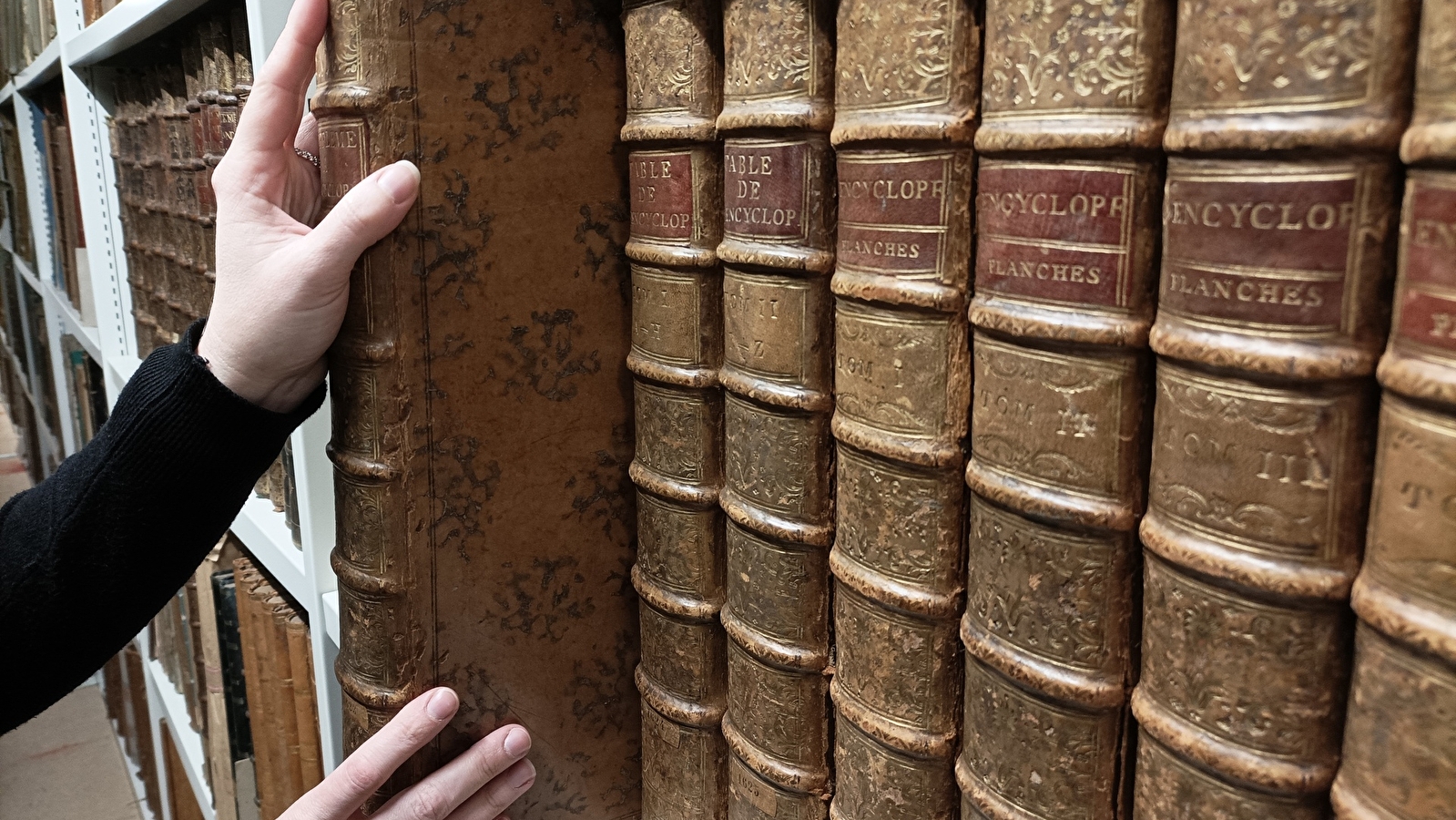 Réserves, ouvrez-vous !