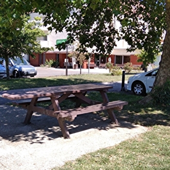 Aire de pique-nique Voie Verte - BUXY