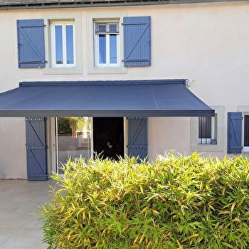 Maison Majorelle - LUCENAY-L'EVEQUE