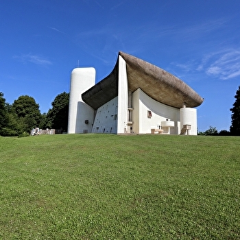 Atelier vitrage à La Chapelle Le Corbusier - RONCHAMP