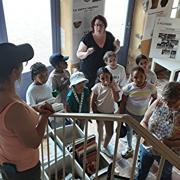 Découvrez l'univers de la poterie, exposition de céramique et atelier modelage - TREIGNY-PERREUSE-SAINTE-COLOMBE