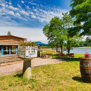Auberge du Lac - SAINT-FARGEAU