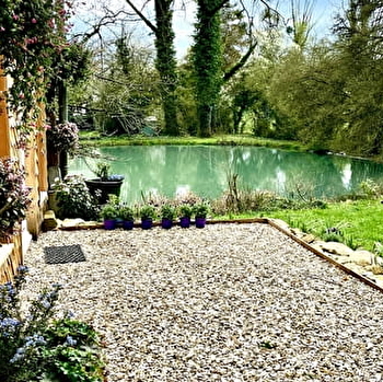 Gite en châtaignier - SAUVIGNY-LES-BOIS