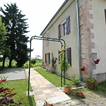 Les Chambres d'Odile - LACHAPELLE-SOUS-CHAUX