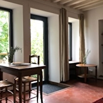 Les Gites du Renard Souriant - Le balcon sur le jardin - CUSSY-EN-MORVAN