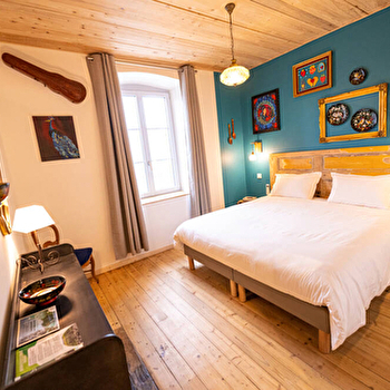 Le Gîte des Voyageurs - Chambre bohème - ROUGEMONT
