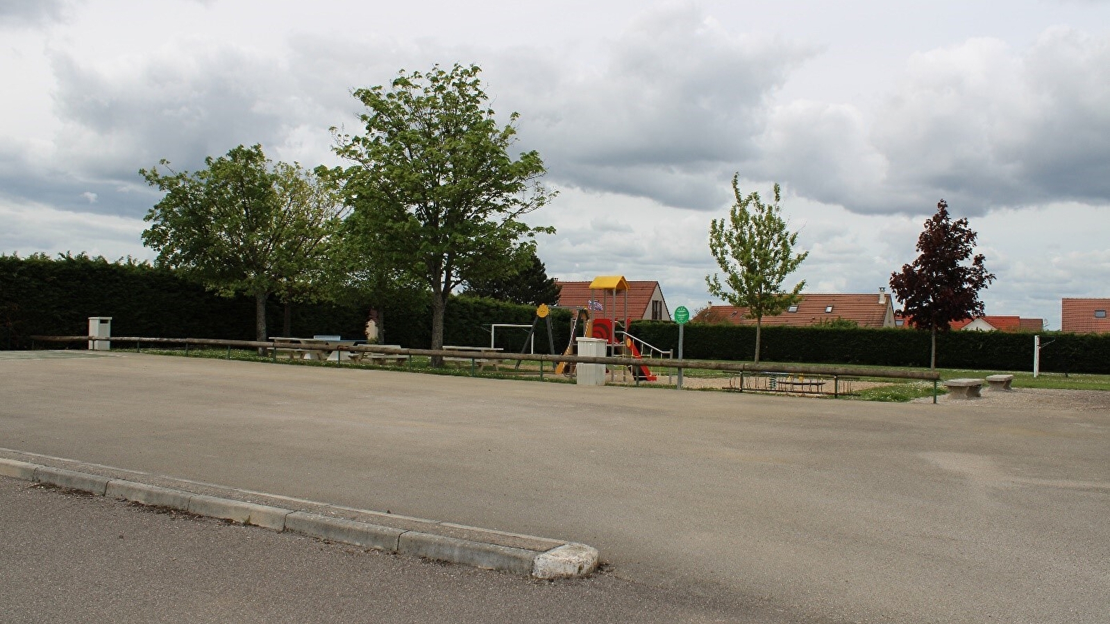 Aire de pique-nique de Savouges