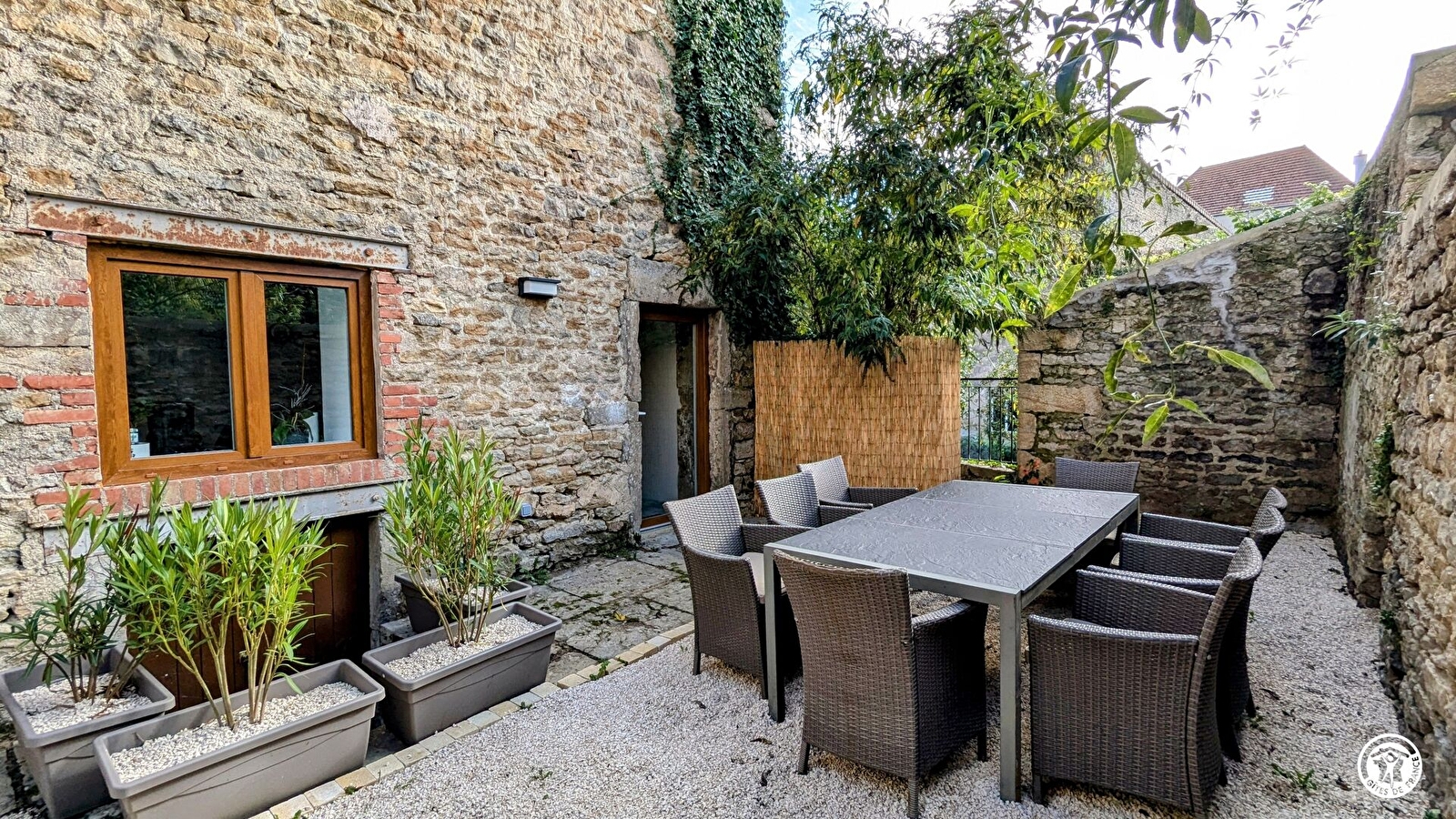 Le Retour aux sources